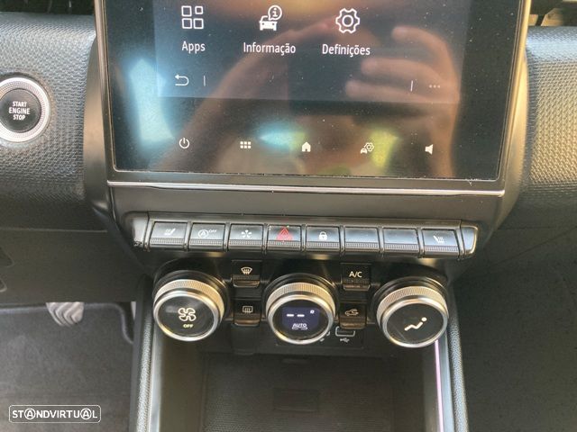 Renault Clio TCe 90 EVOLUTION - 25