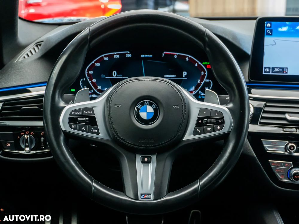 BMW Seria 5 530e xDrive Aut. M Sport Edition - 40
