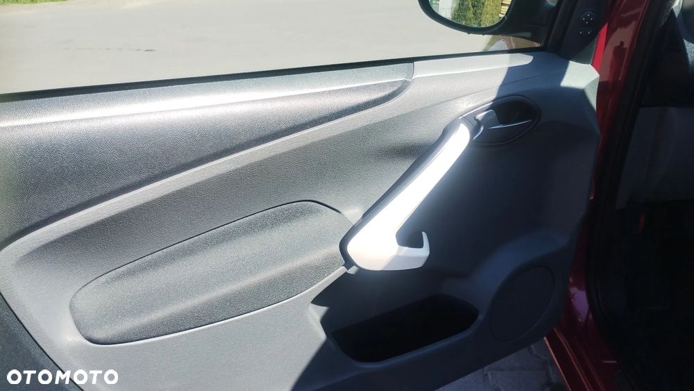 Ford KA 1.2 Titanium - 26