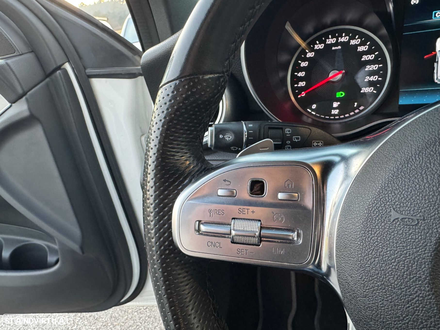 Mercedes-Benz GLC 220 d 4Matic 9G-TRONIC AMG Line - 18