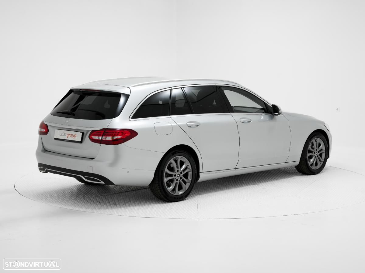 Mercedes-Benz C 200 - 3