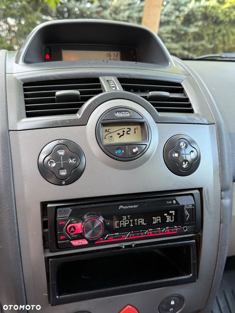 Renault Megane - 5