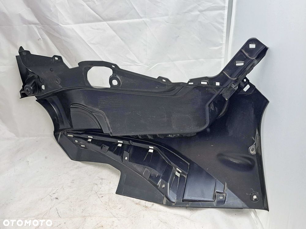 Podest Podłoga Lewy Yamaha T Max 22'+ - 2