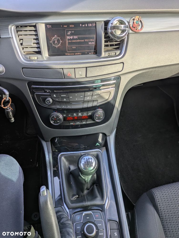 Peugeot 508 1.6 T Allure - 14