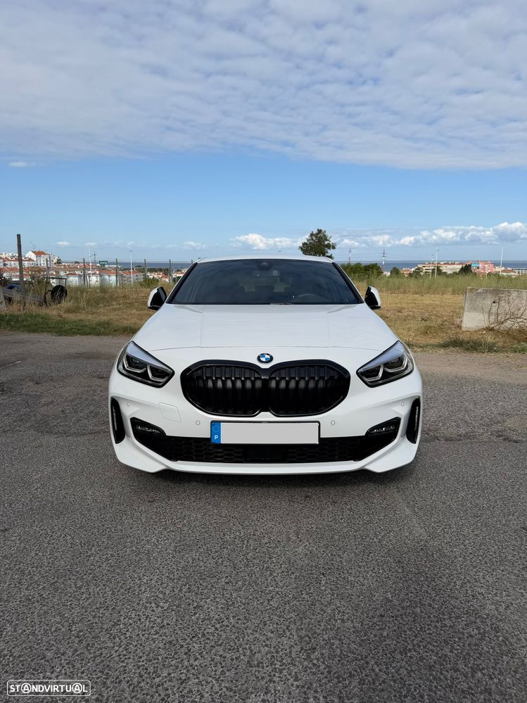 BMW 116 d Pack Desportivo M Auto - 1