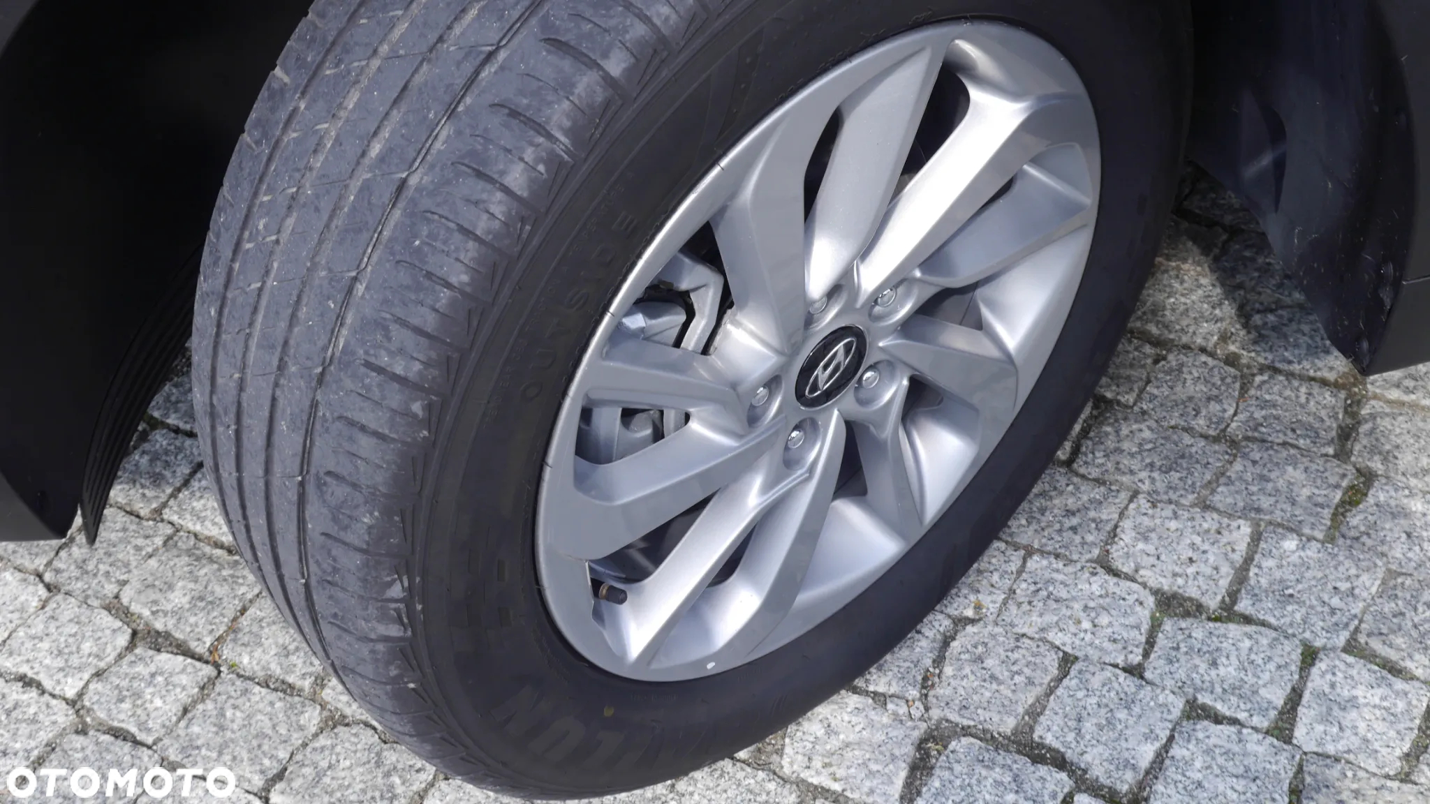Hyundai Tucson blue 1.7 CRDi 2WD Style - 17