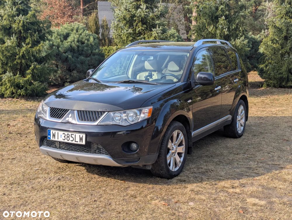 Mitsubishi Outlander 2.0 DID Instyle - 3