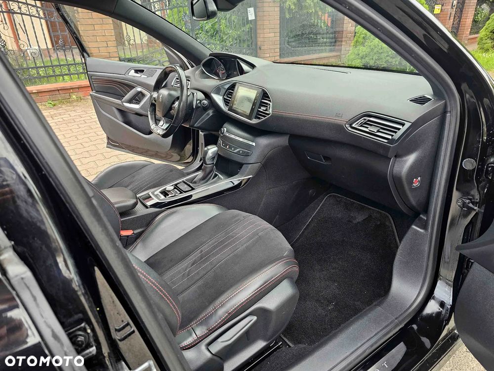 Peugeot 308 - 25