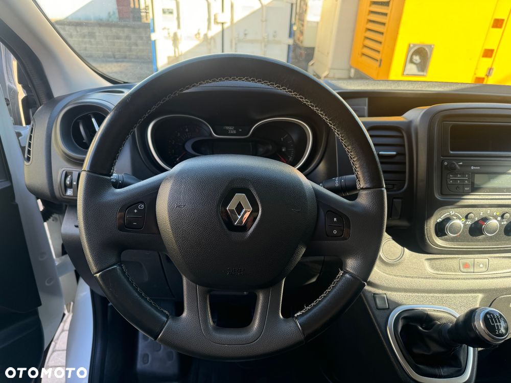 Renault Trafic - 18