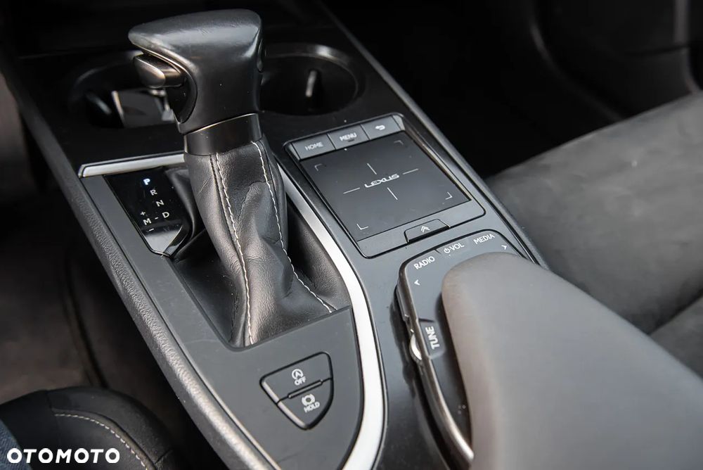 Lexus UX 200 GPF Business 2WD - 8