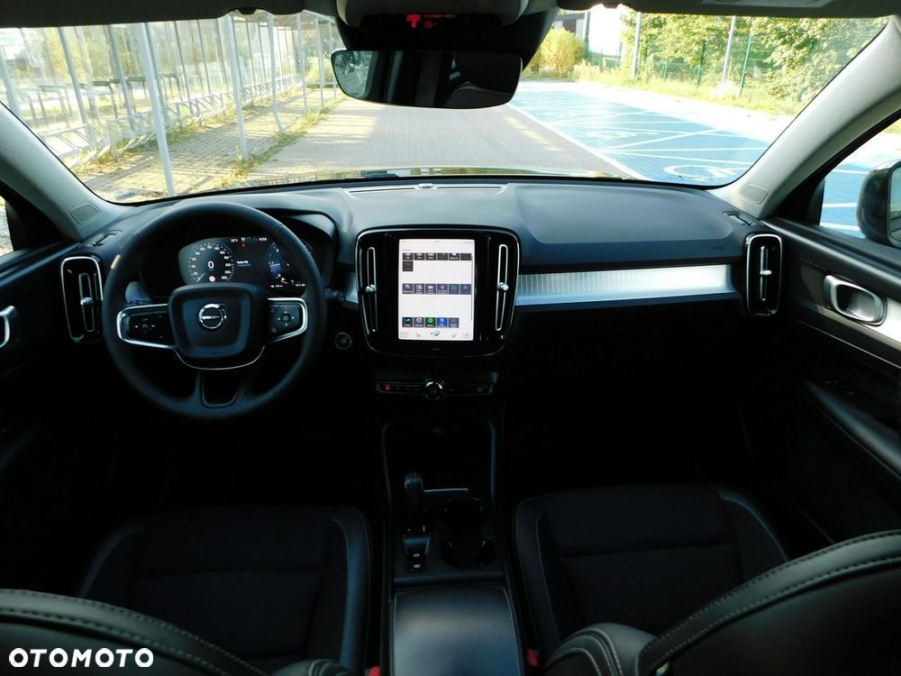 Volvo XC 40 D3 Momentum Pro - 7