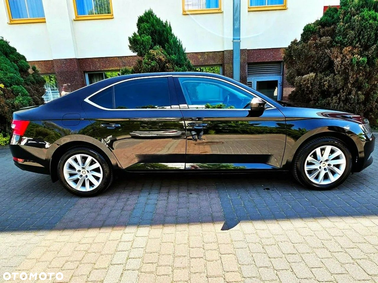 Skoda Superb 2.0 TDI Active - 5