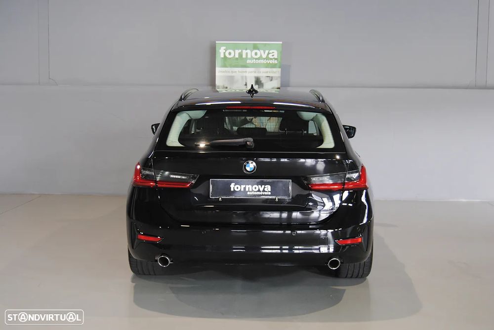 BMW 318 d Touring Advantage - 7