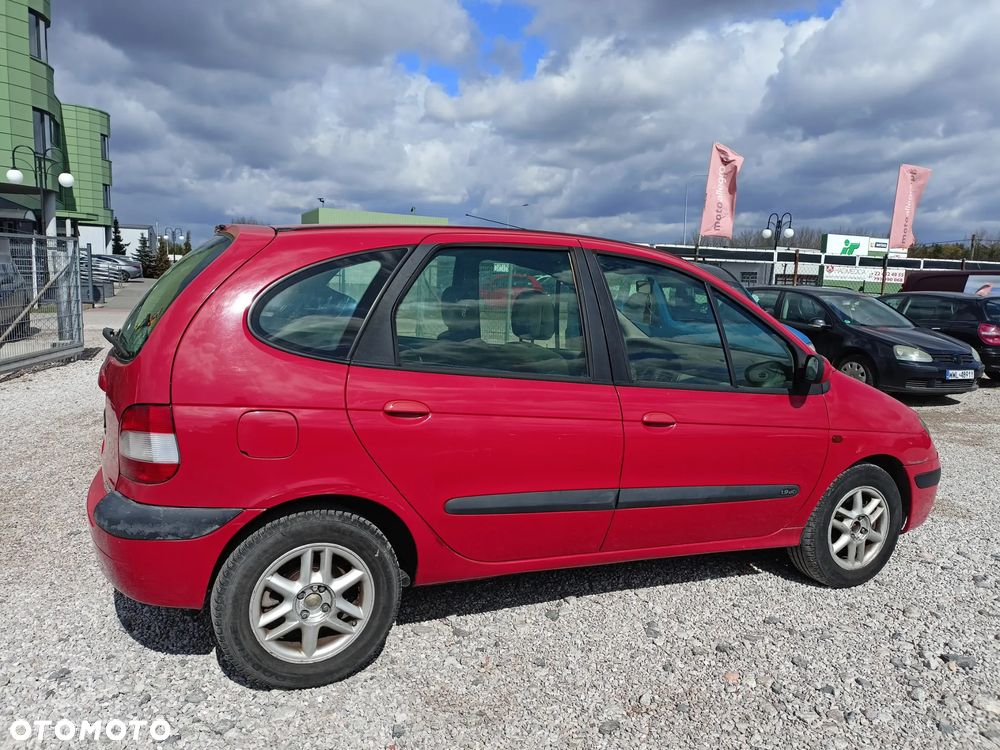 Renault Scenic - 4