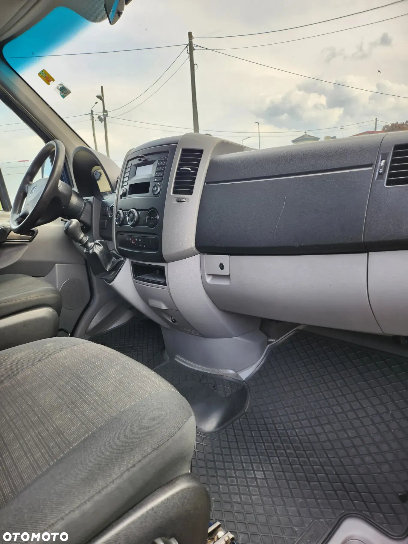 Mercedes-Benz Sprinter 319 CDI 906.235 - 11