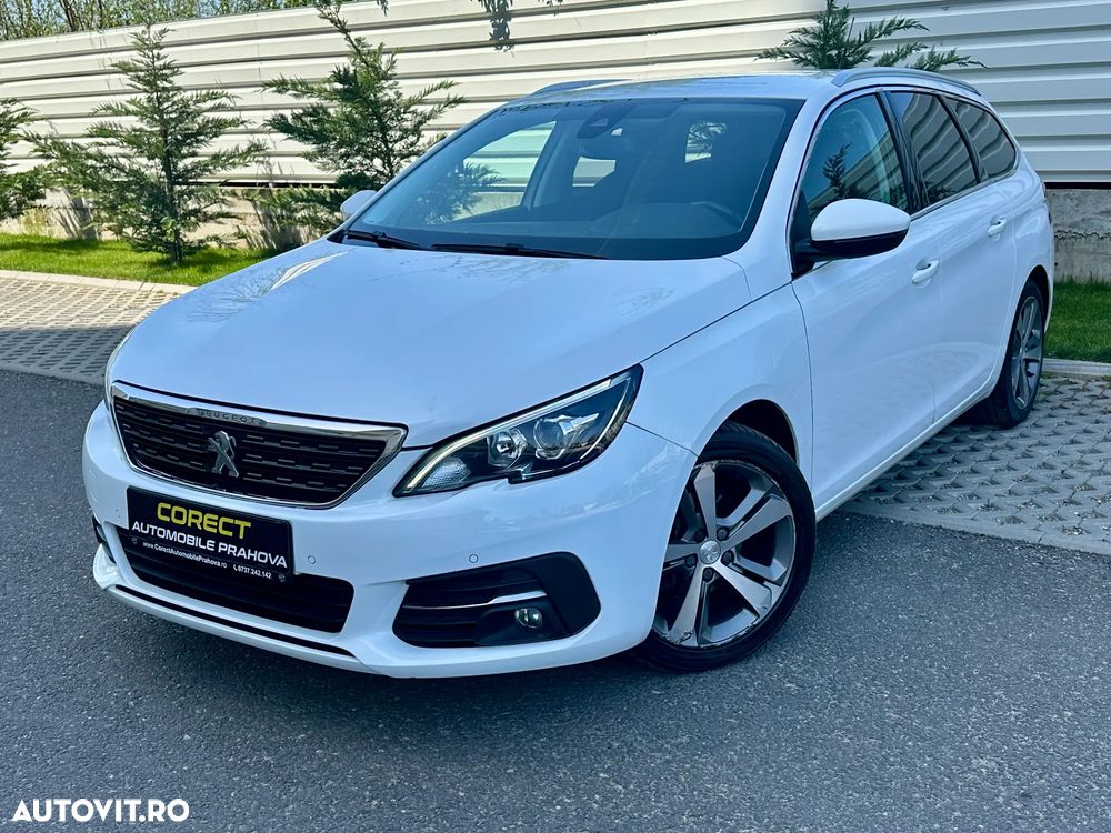 Peugeot 308 - 1