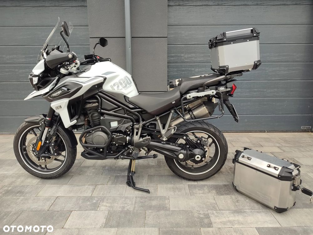Triumph Tiger - 10
