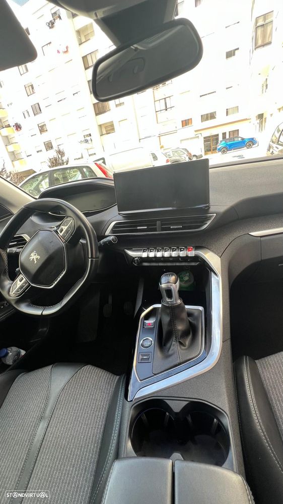Peugeot 5008 - 17