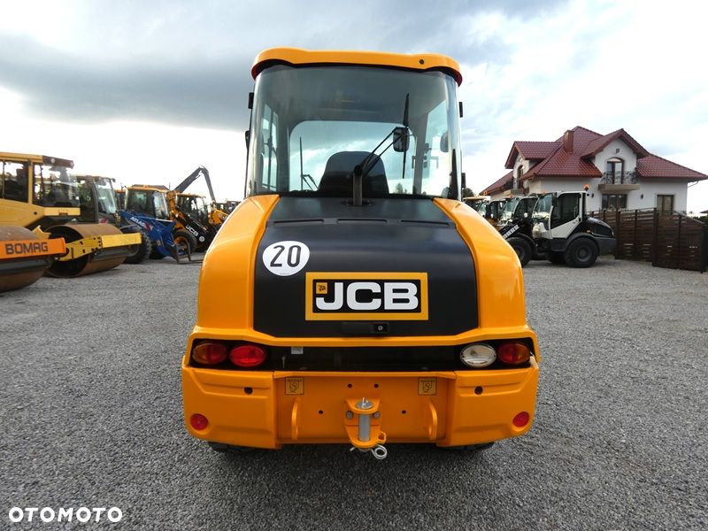 JCB 406 z Niemiec / Tylko 2803mtg / Bez DPF / Ładny Stan / - 7