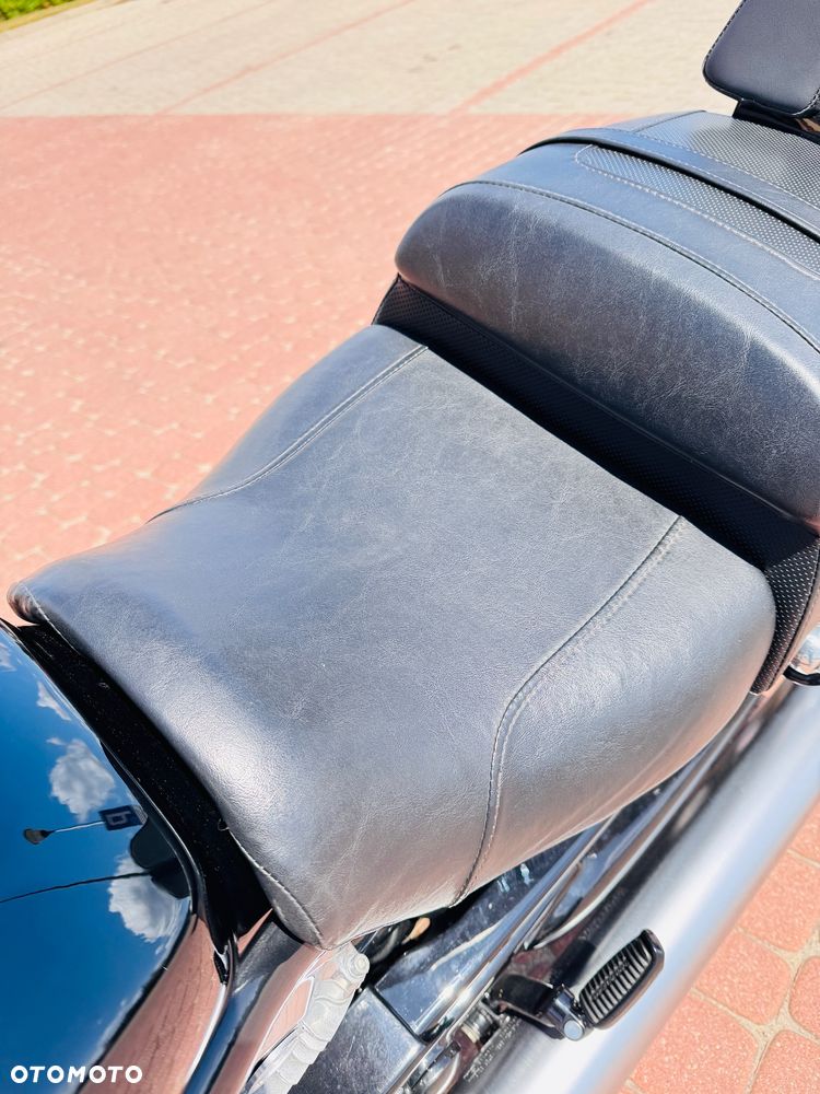 Harley-Davidson V-Rod Muscle - 7