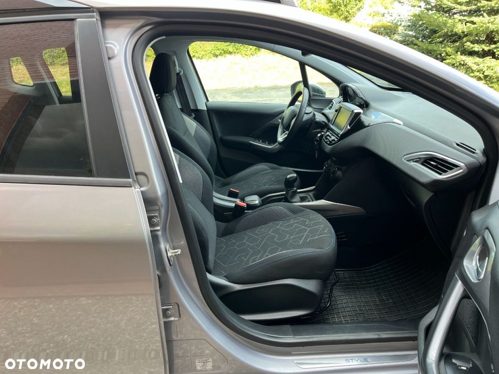 Peugeot 2008 82 VTI Active - 22