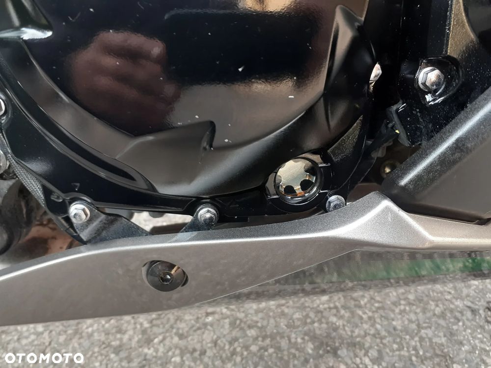 Kawasaki Ninja 1000 SX - 25