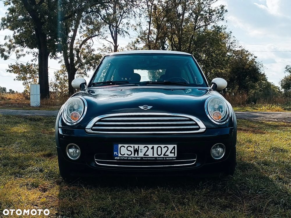 MINI Cooper Standard - 2