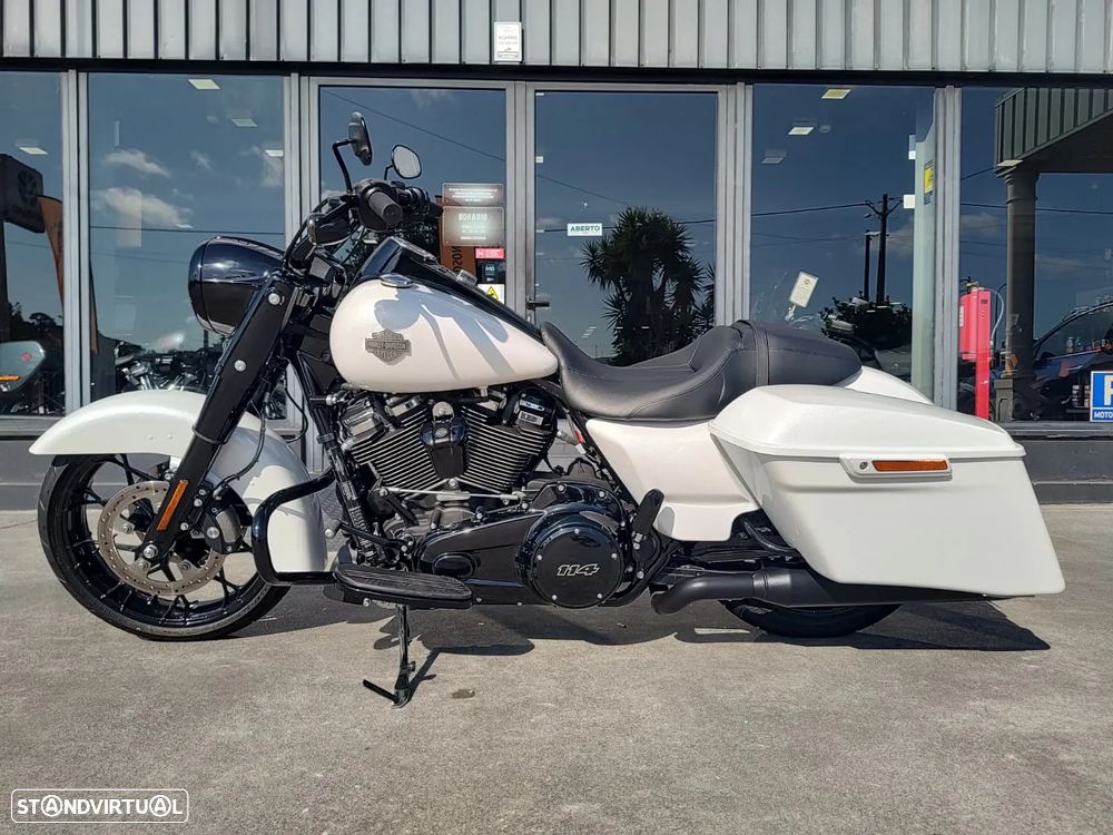 Harley-Davidson Road King Special - 10