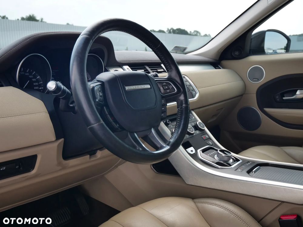 Land Rover Range Rover Evoque - 26