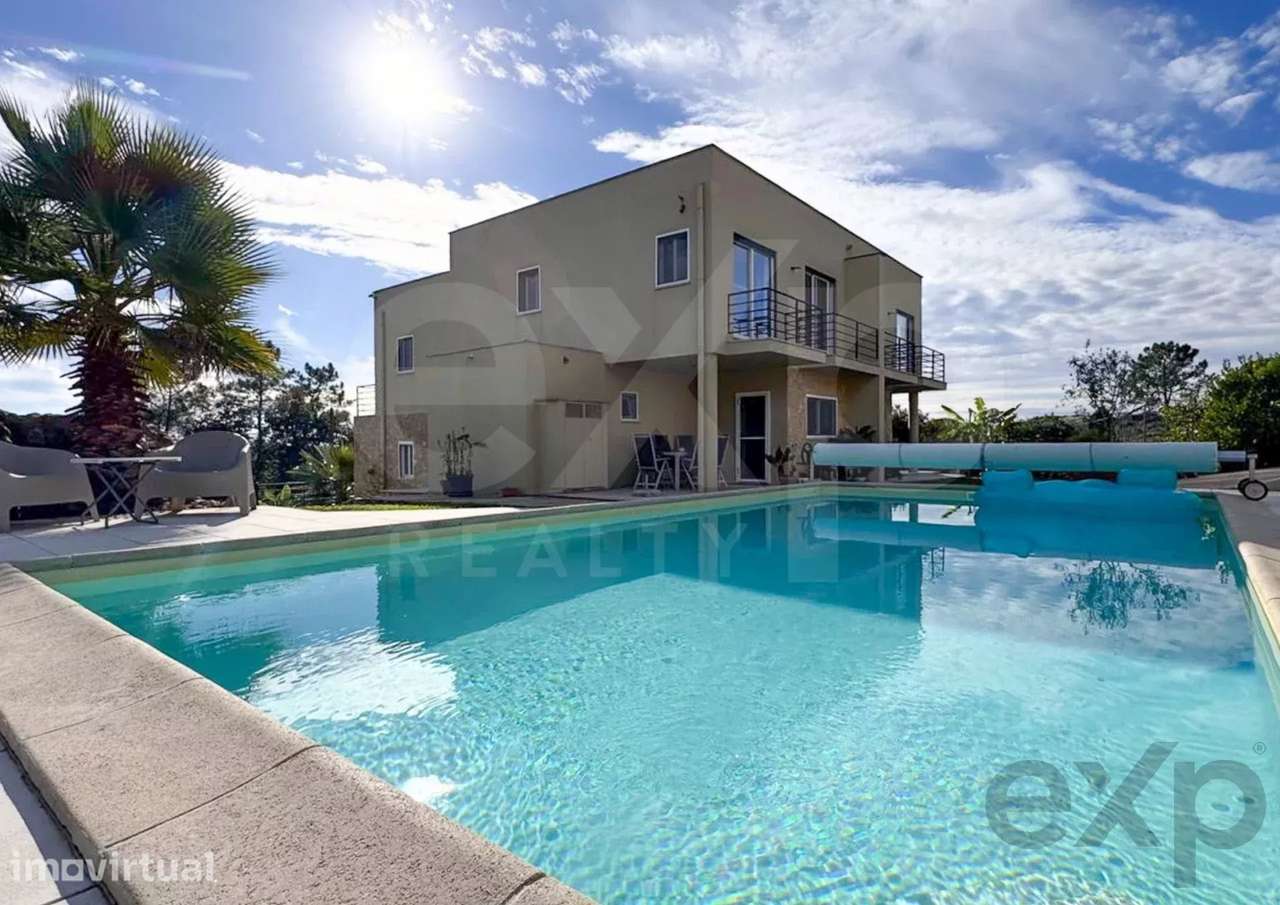Propriedade excecional com 2 casas + Estúdio com piscina e vista deslu - Grande imagem: 2/60