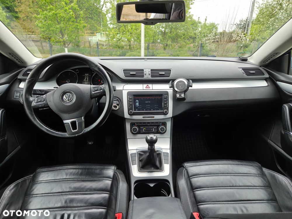Volkswagen Passat CC 2.0 Blue TDI - 13