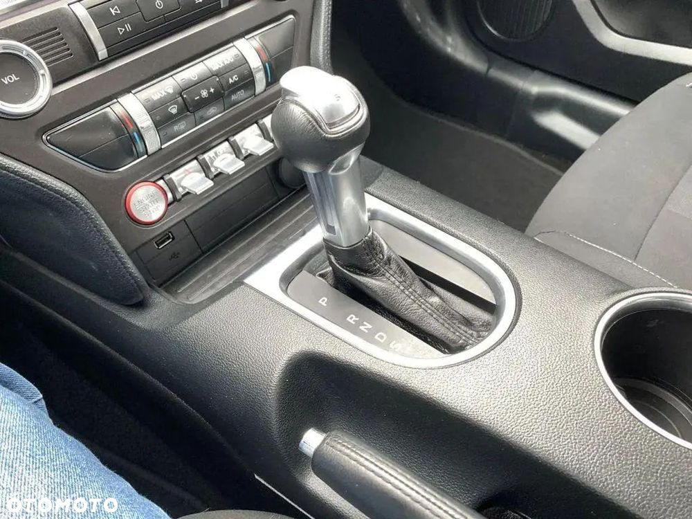 Ford Mustang 2.3 Eco Boost - 16