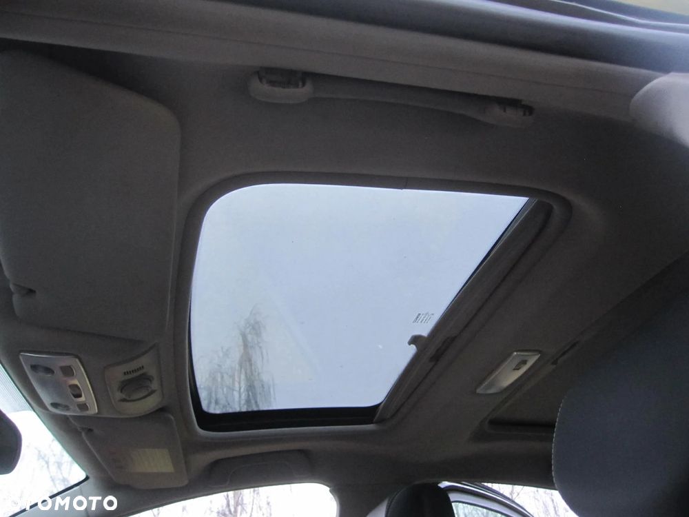 Renault Laguna 2.0 DCi Initiale - 5