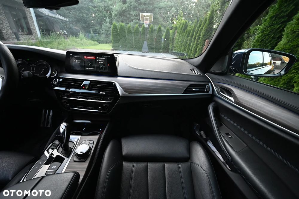 BMW Seria 5 - 22
