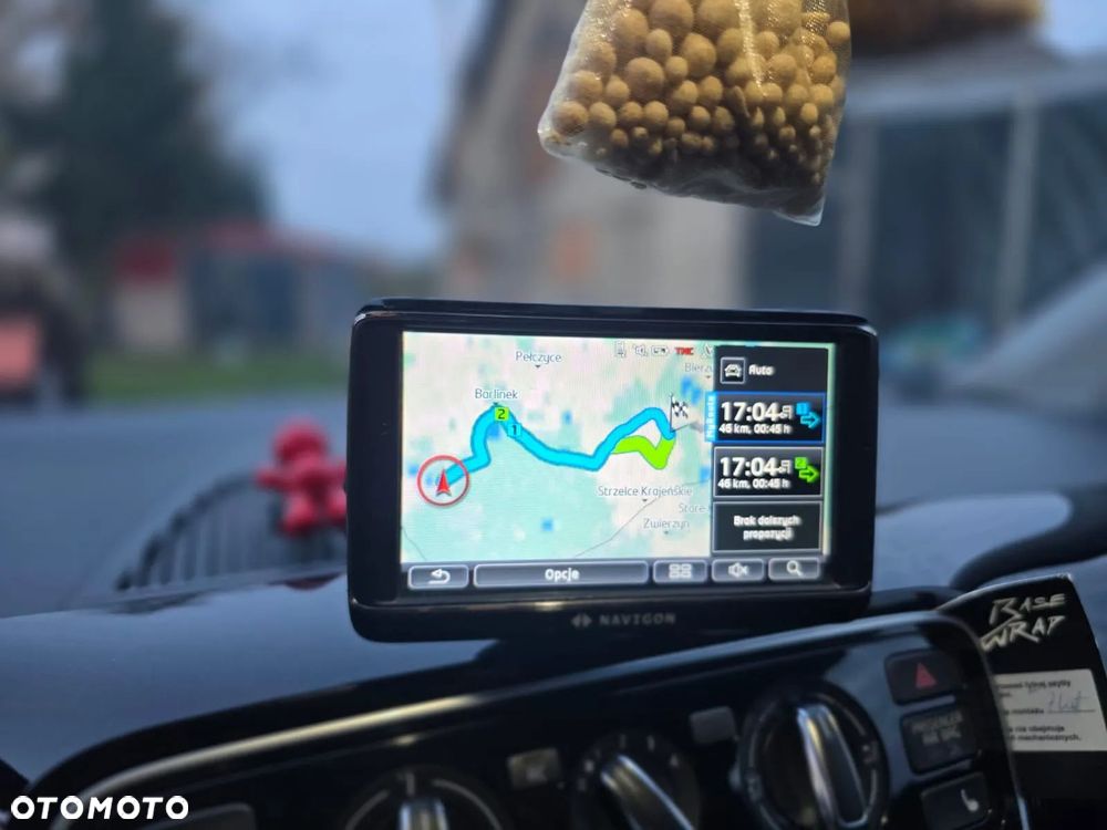 Volkswagen up! (BlueMotion Technology) high - 16