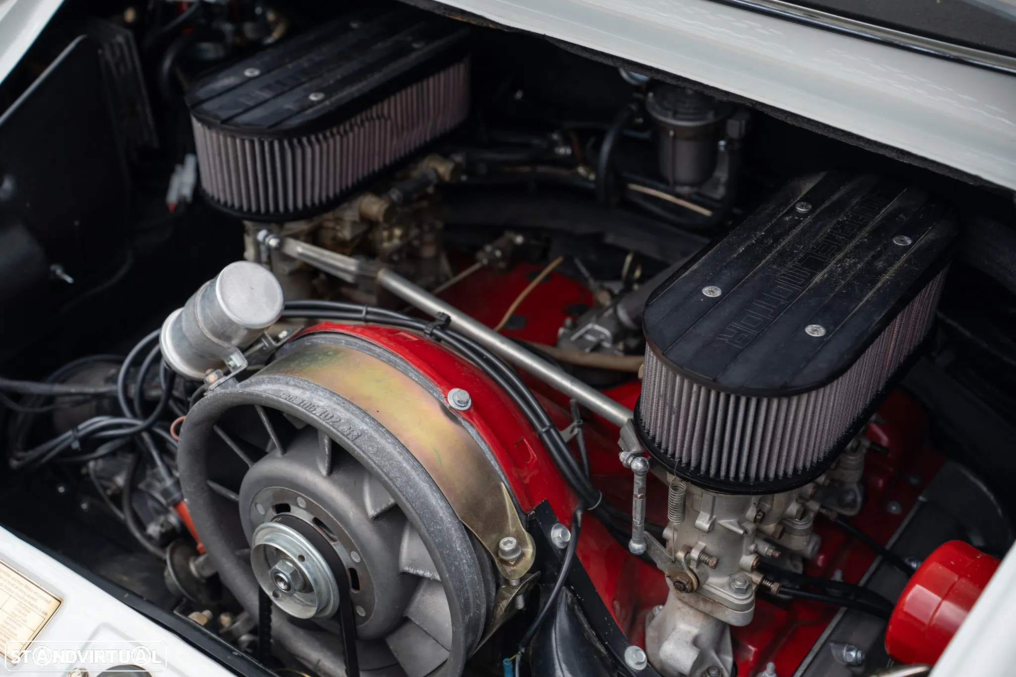 Porsche 911 Série F - 30