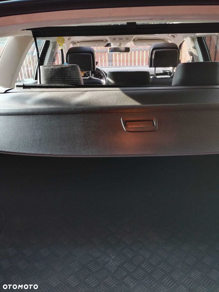Volkswagen Passat - 13