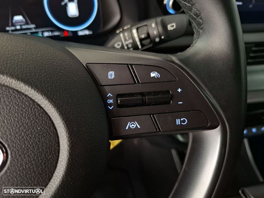 Hyundai Bayon 1.0 T-GDI Premium DCT - 17