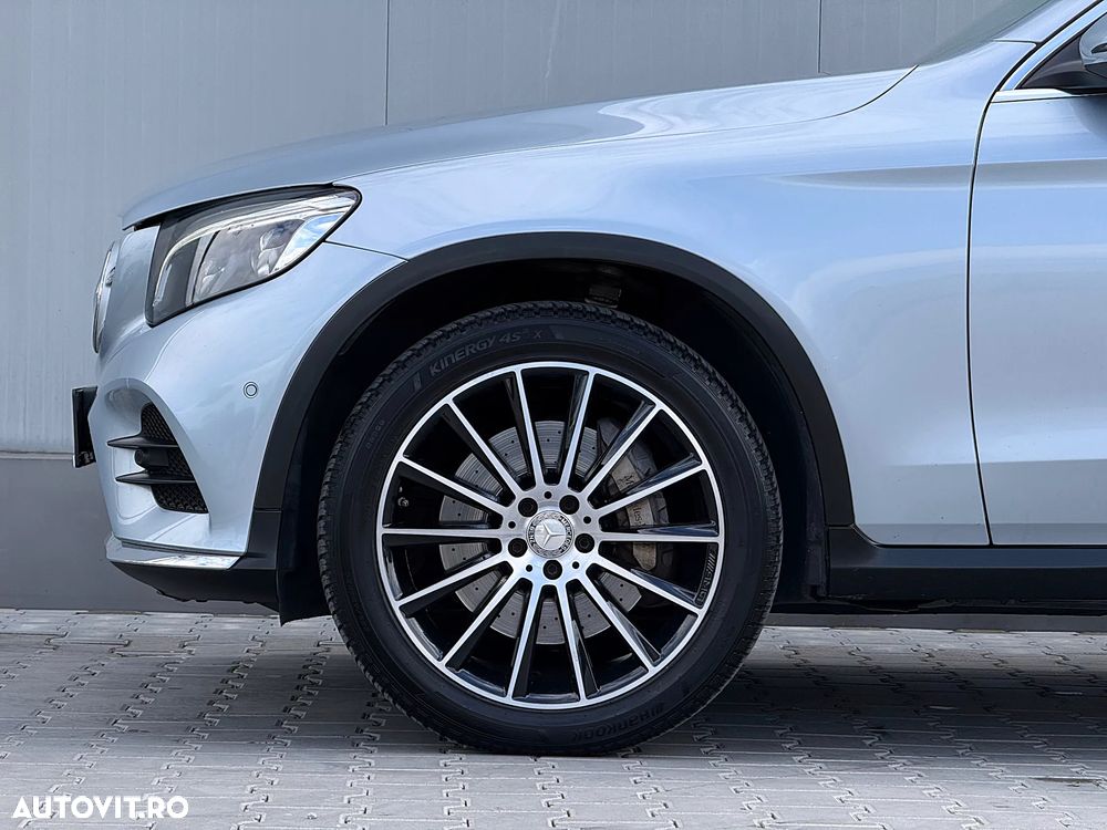Mercedes-Benz GLC 250 d 4MATIC 9G-TRONIC AMG Line - 11