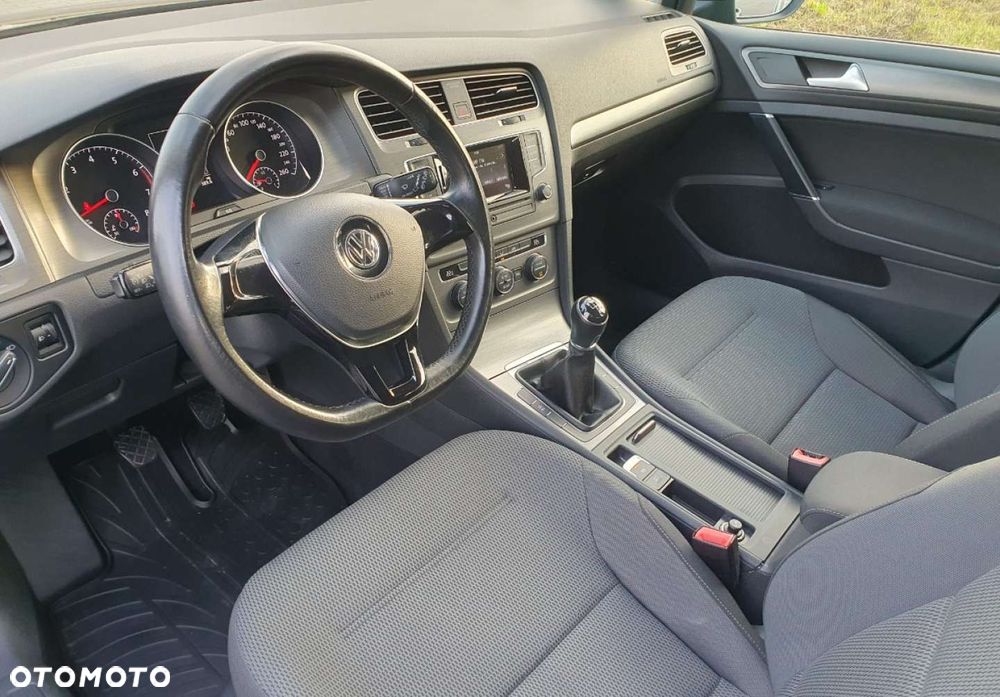 Volkswagen Golf - 7