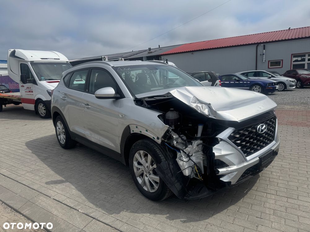 Hyundai Tucson - 2