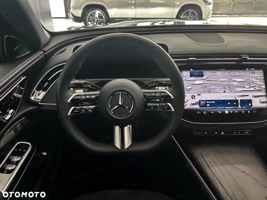 Mercedes-Benz Klasa E 220 d mHEV 4-Matic AMG 9G-Tronic - 11