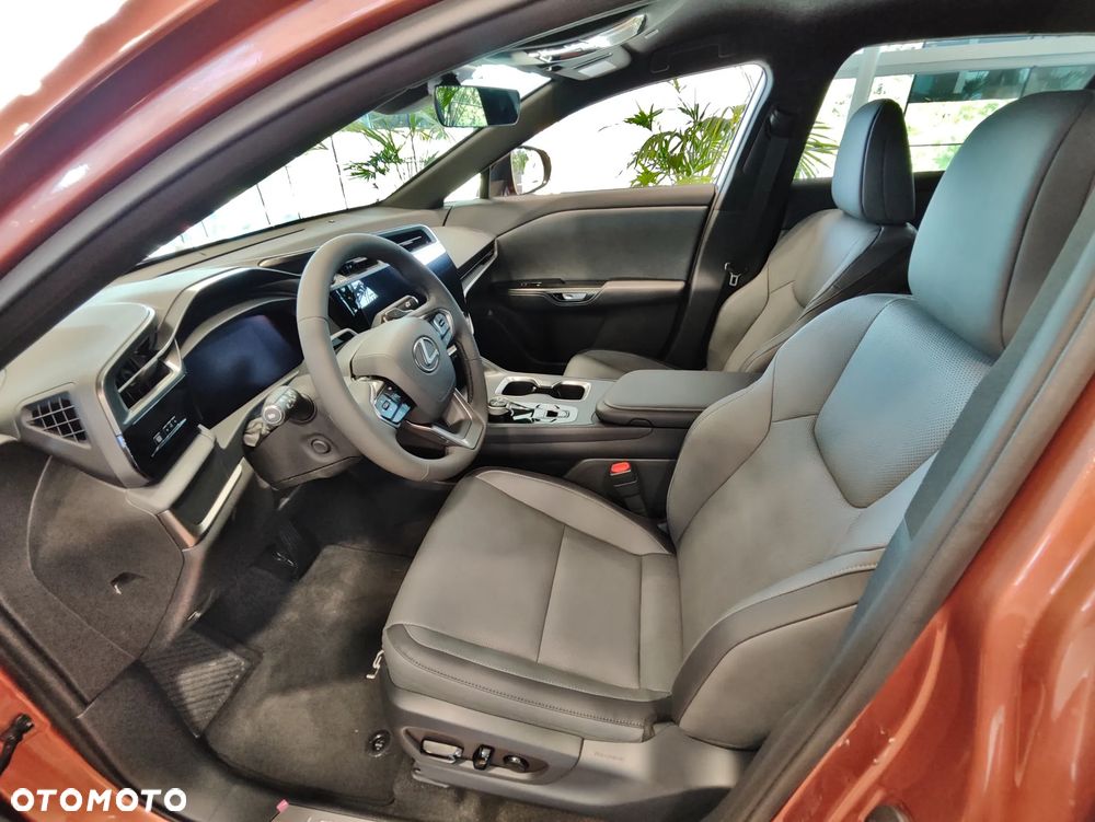 Lexus RZ 350e 77kWh Business - 8