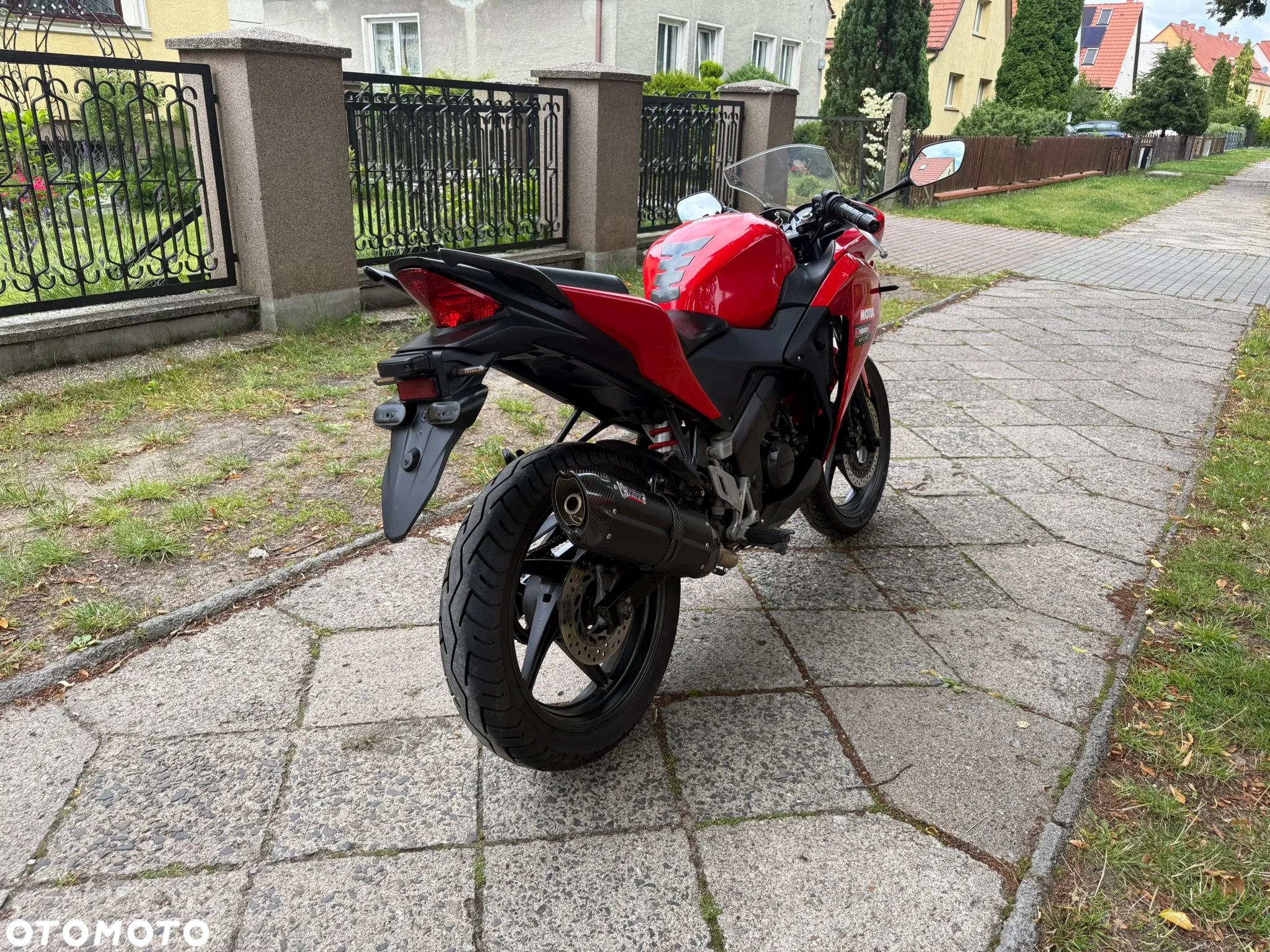 Honda CBR - 6