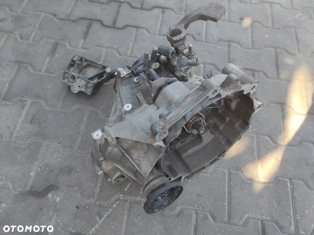 SKRZYNIA BIEGÓW NVT 1.6 MPI BGU BSE 5 BIEGÓW VW AUDI SEAT SKODA WYSYŁKA !!! - 1
