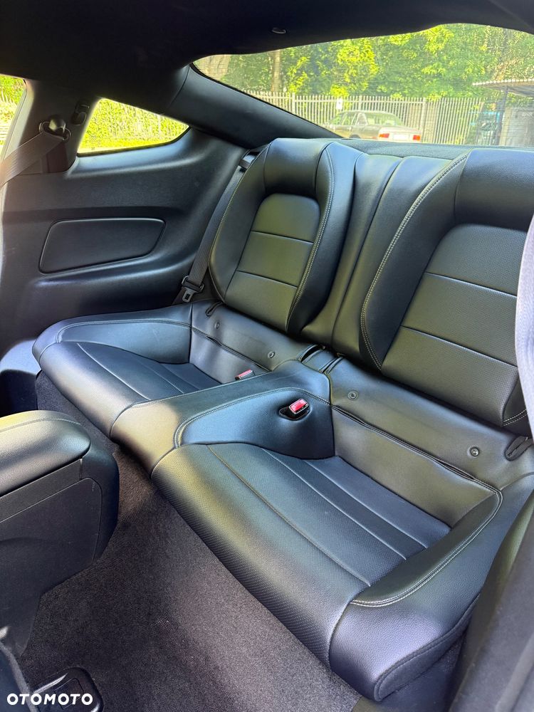Ford Mustang 2.3 EcoBoost - 27
