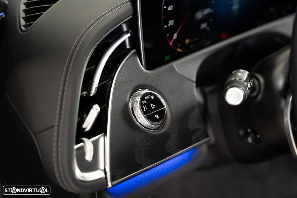 Mercedes-Benz E 300 e Station - 21