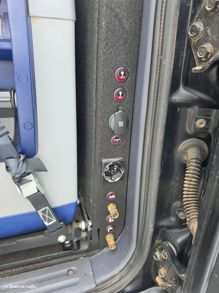 Toyota Land Cruiser 3.0 TD - 6