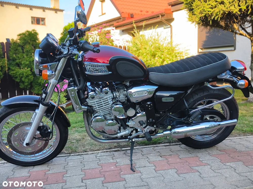 Triumph Thunderbird - 23
