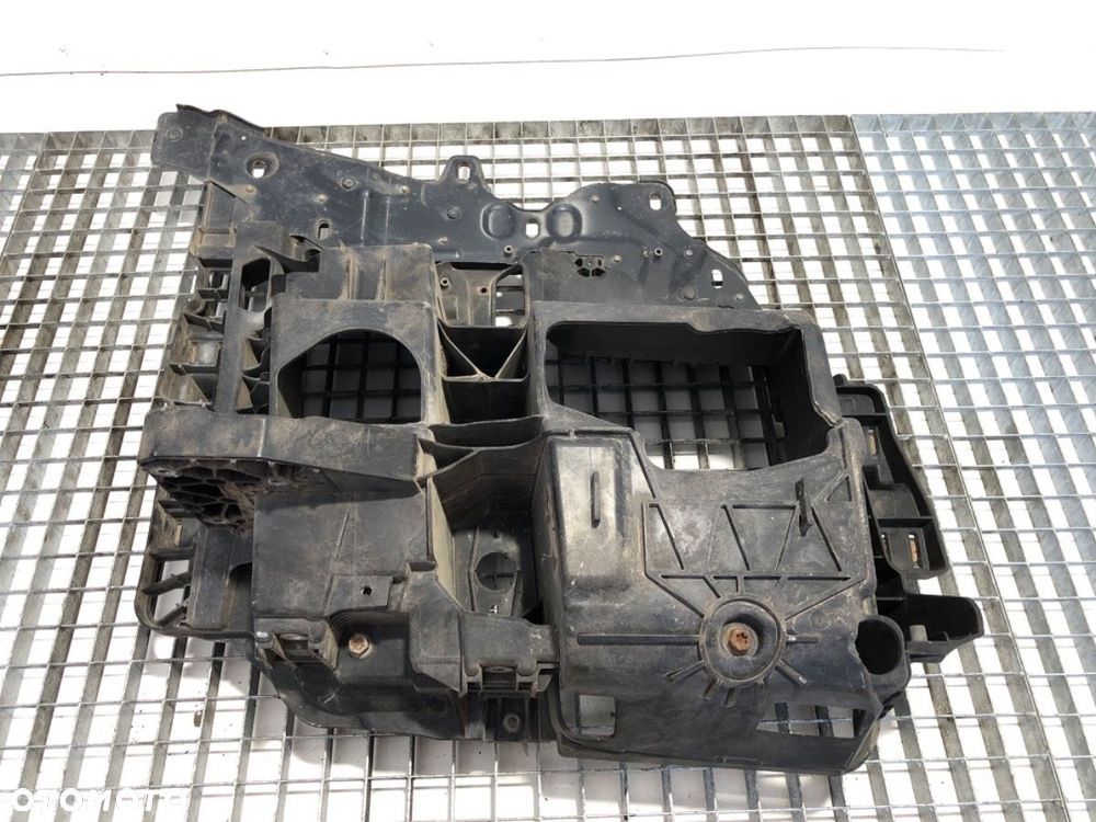 MOCOWANIE REFLEKTORA PRAWE - 339.00 PLN - MAN TGX I 2006 - 2022 18.440 - 3